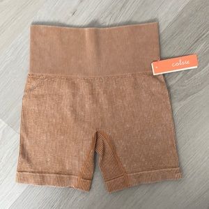 Colsie seamless ribbed biker shorts Ginger-small